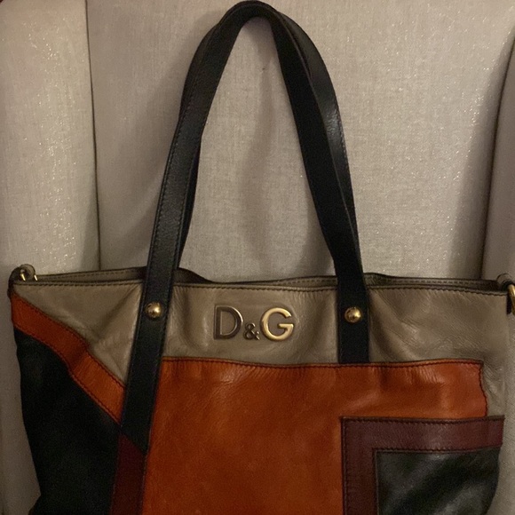 Gorgeous D&G Dolce & Gabbana Made in Italy large Leather Bag♥️♥️♥️ - Picture 10 of 11